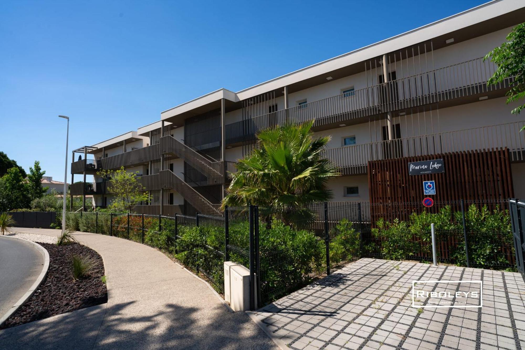 Marina Lodge - Superbe T3 à 400m de la plage de Farinette Vias Exterior foto